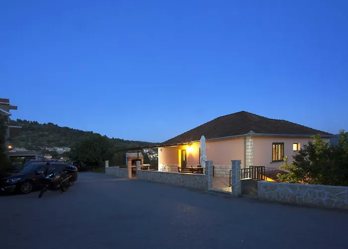 Jobst Вела-Лука