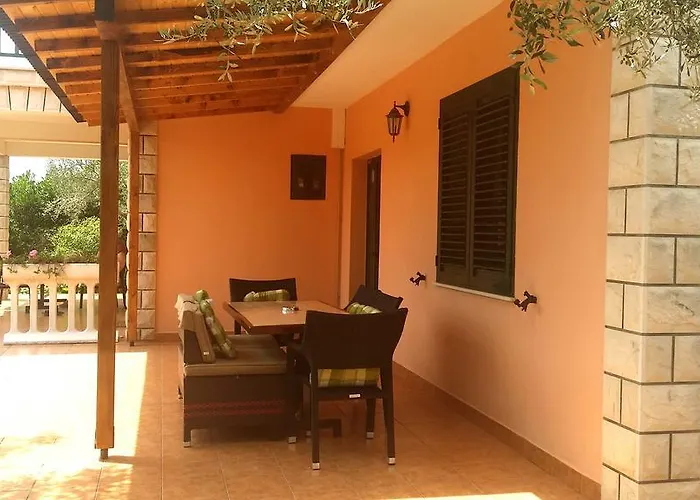 Апартаменты Jobst Вела-Лука